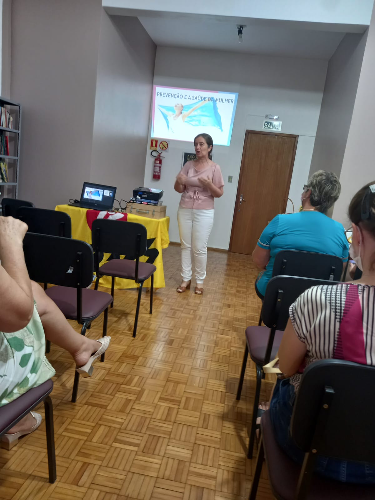 SEGUEM ATIVIDADES DO MÊS DA MULHER